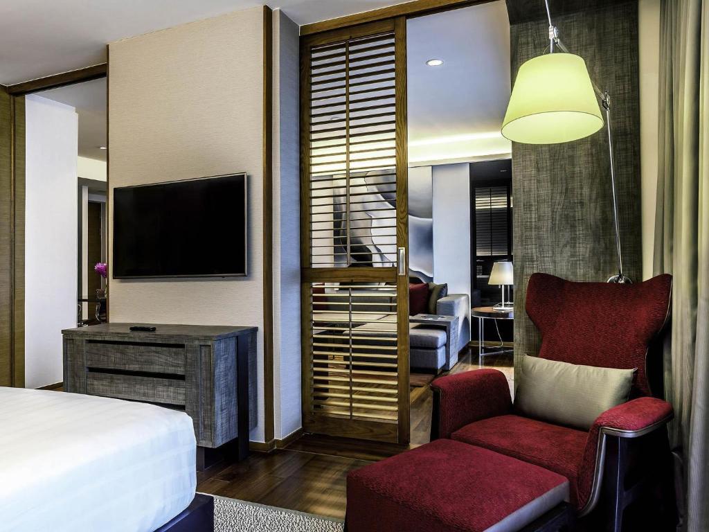 Executive%20Suite%20with%201%20Kingsize%20Bed%20with%20Executive%20Lounge%20Access3.jpg