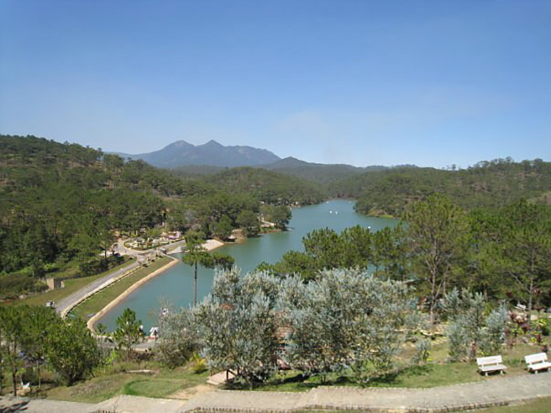 بحيرة التنهدات ‪‪Lake of Sighs‬‬‬‬‬‬