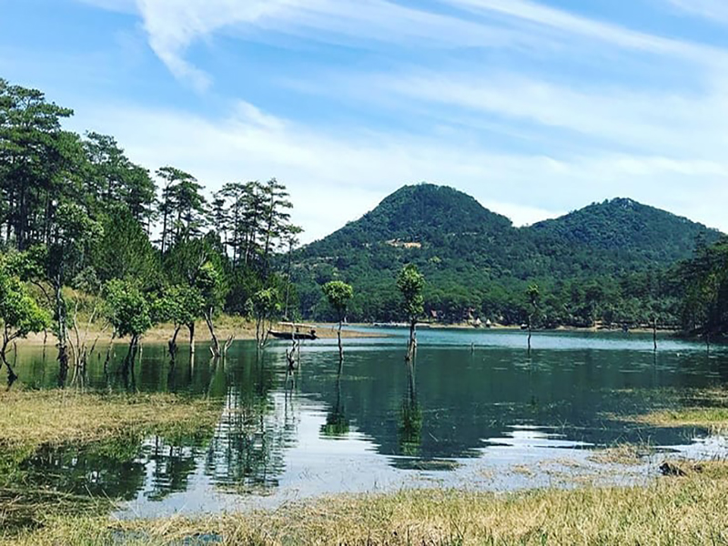 بحيرة توين لام ‪‪Tuyen Lam Lake‬‬