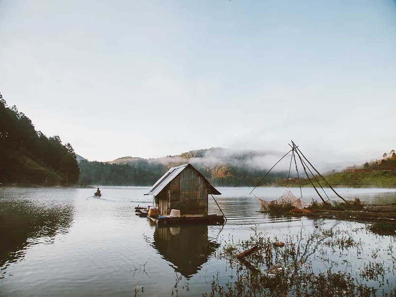 بحيرة توين لام ‪‪Tuyen Lam Lake‬‬