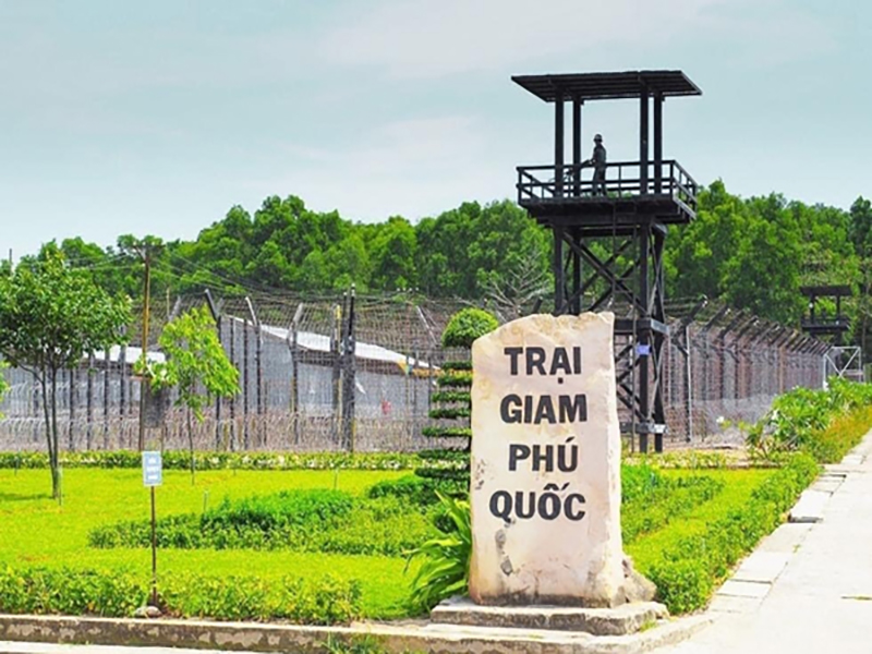 سجن فو كوك  Phu Quoc Prison