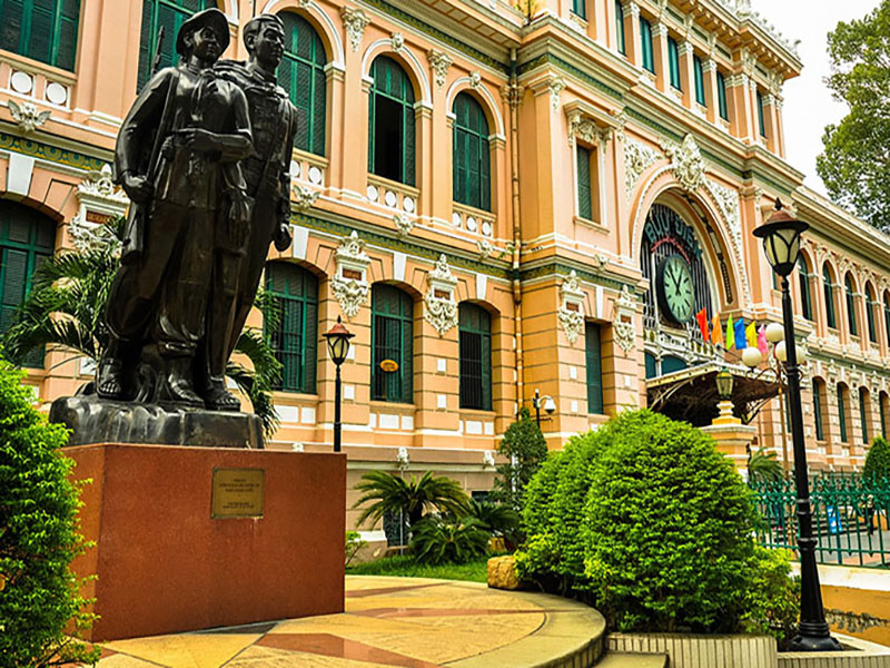 مكتب البريد المركزي Central Post Office