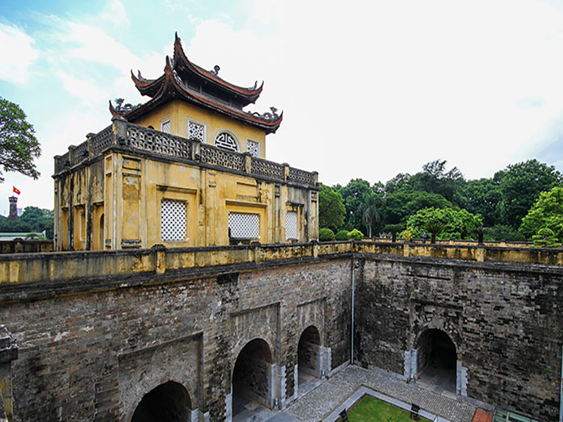 قلعة الإمبراطورية (ثانه لونغ) Imperial Citadel of Thang